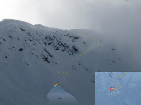 Približná trasa lyžiarov a miesto uvoľnenia lavíny